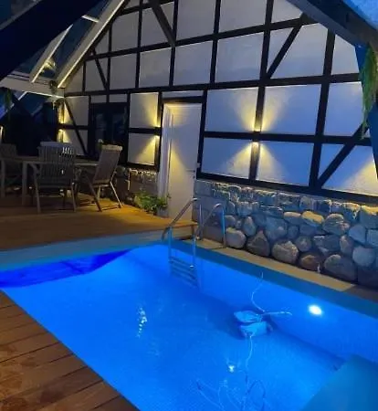 Poolhouse, No Smoking Everywhere Apartmán Kvistgård
